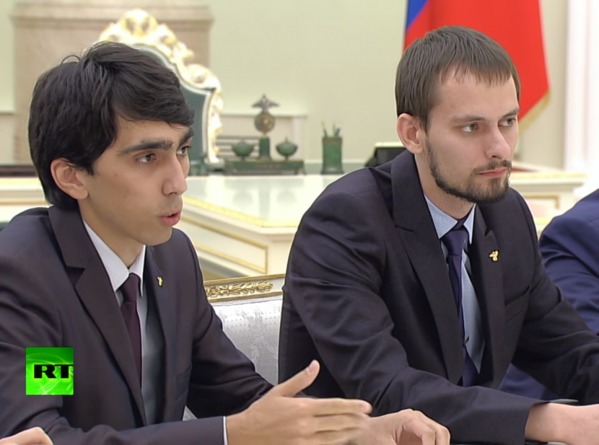 Путин — лучшему учителю года: «Я не отстану, скажите сразу, сколько вы получаете» (2016)