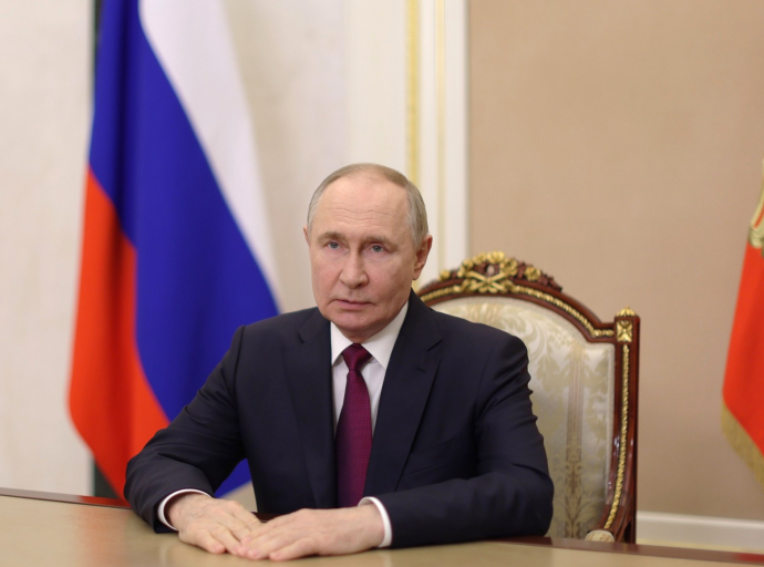 Владимир Путин поздравил выпускников с окончанием школы